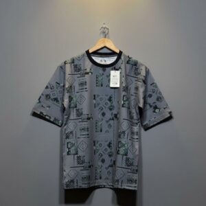 Chevron Feather T-Shirt in Monochrome