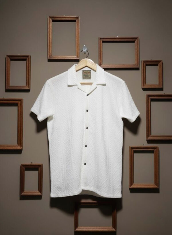 white textured knit resort collar shirt